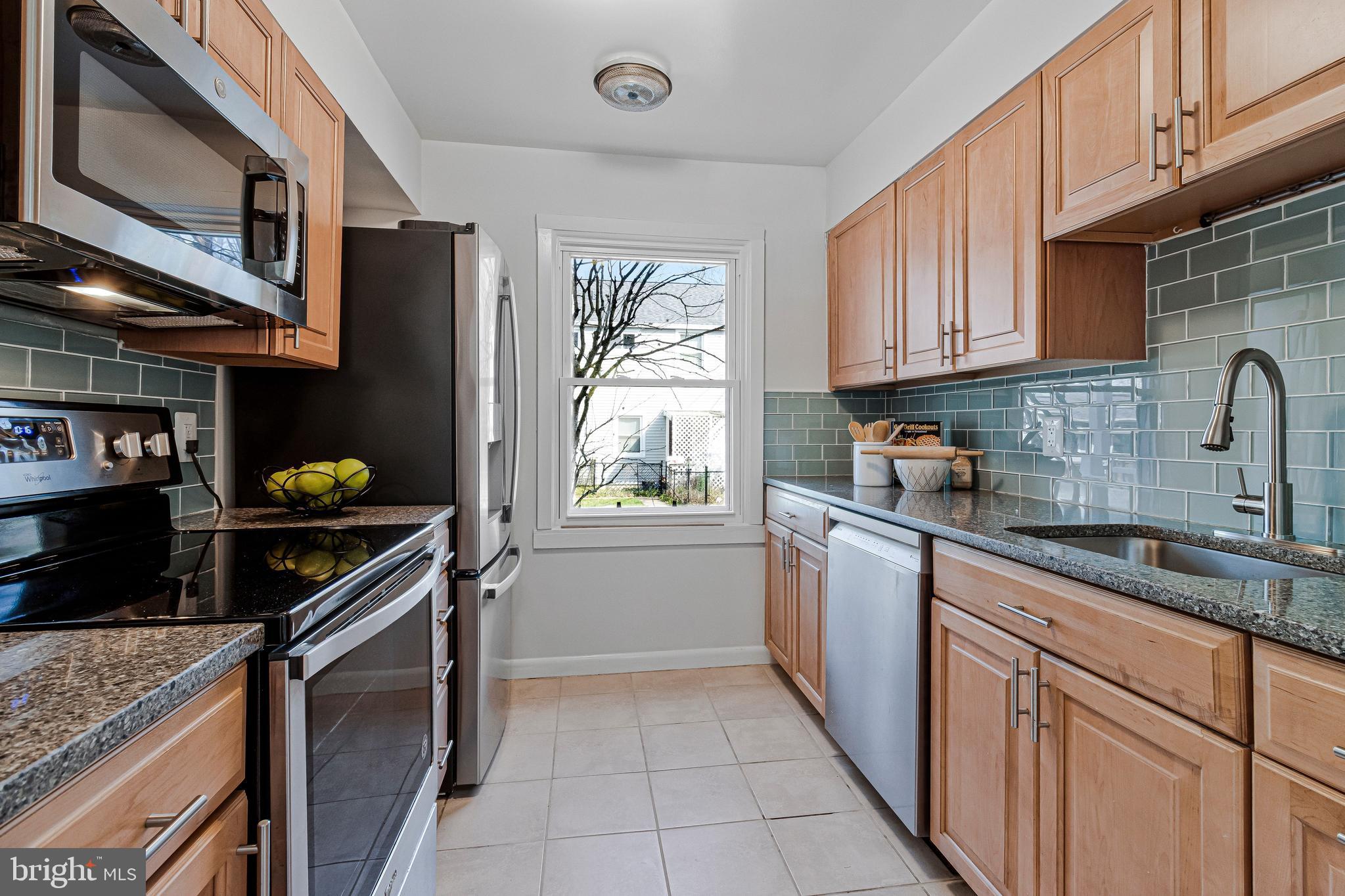 36 Ridge Road Greenbelt, MD 20770 - Photo 13 of 39