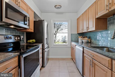 $200,000 | 36 Ridge Road, Greenbelt, MD 20770