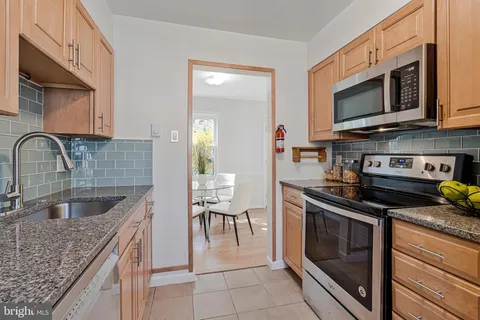 $200,000 | 36 Ridge Road, Greenbelt, MD 20770