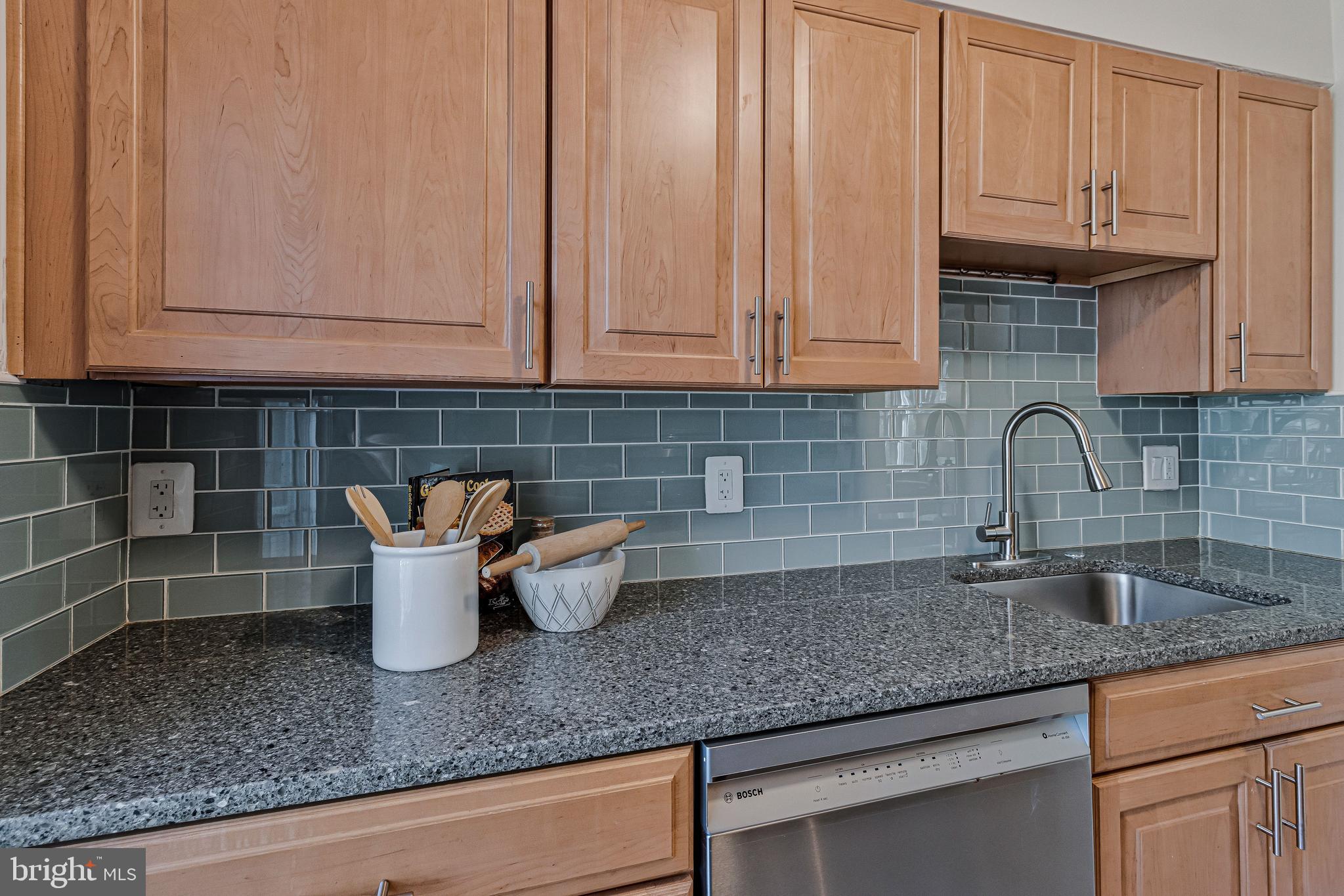 36 Ridge Road Greenbelt, MD 20770 - Photo 17 of 39