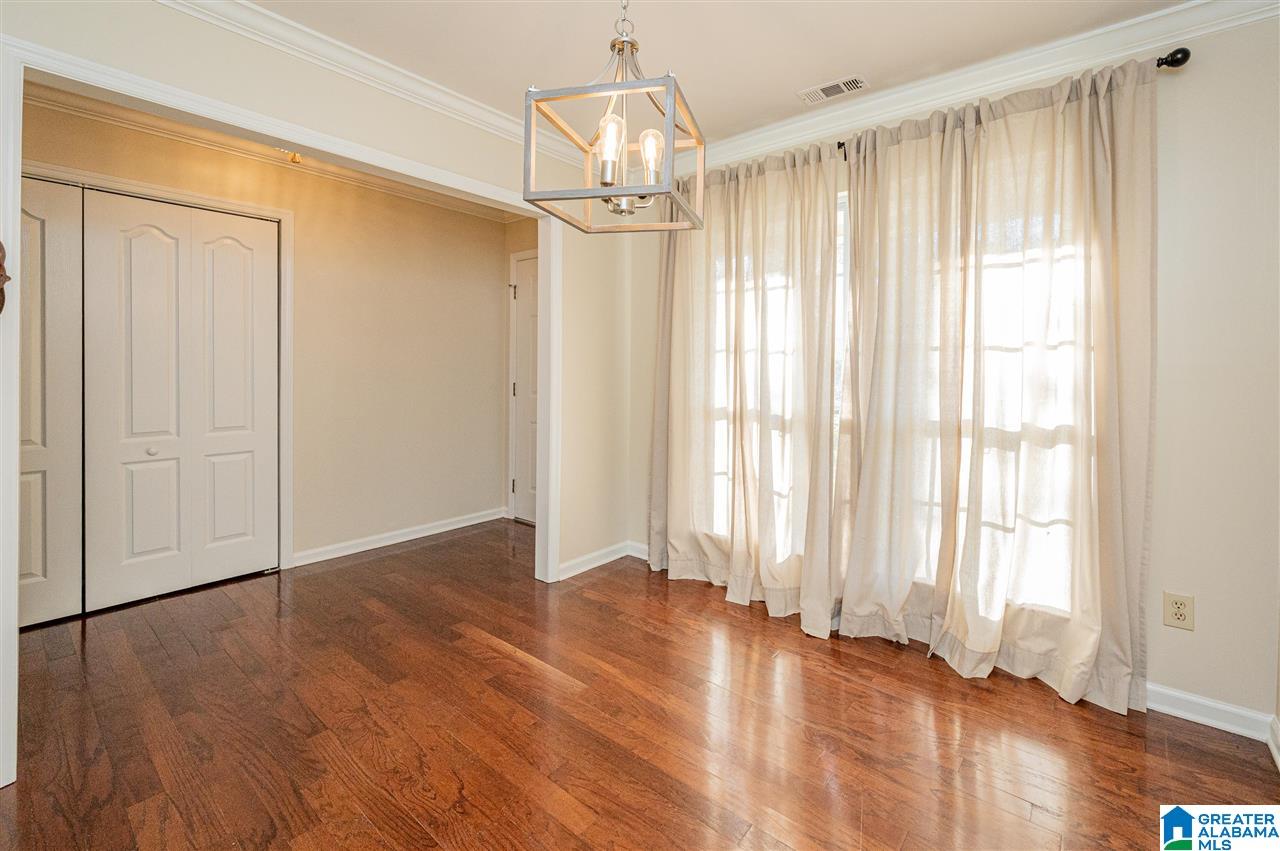 1001 Oak Grove Road Birmingham, AL 35209 - Photo 11 of 40