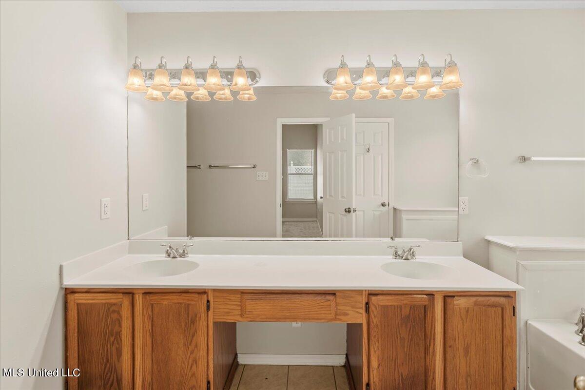 3603 Reeves Lane Ocean Springs, MS 39564 - Photo 18 of 31 17-Bathroom 1