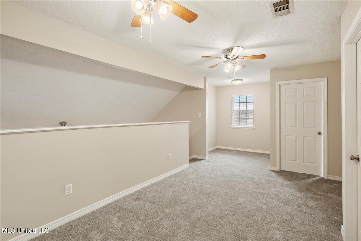 3603 Reeves Lane Ocean Springs, MS 39564 - Photo 27 of 31 27-Upstairs Landing
