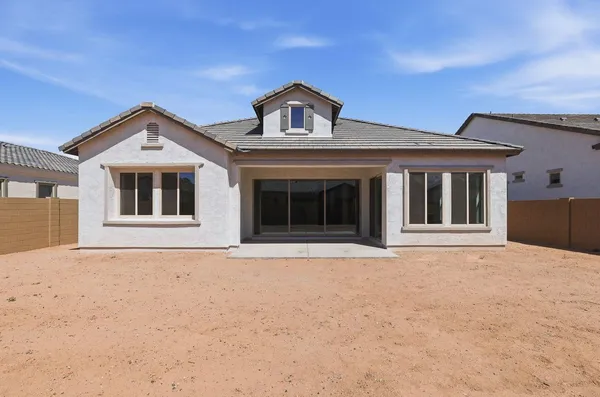 $4,250 | 2517 East Presidio Street, Mesa, AZ 85213