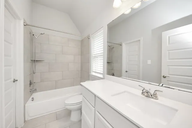 $3,300 | 4412 Mesquite Terrace, Manvel, TX 77578