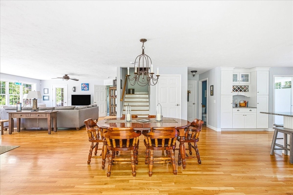 7 Heron Road Halifax, MA 02338 - Photo 8 of 42
