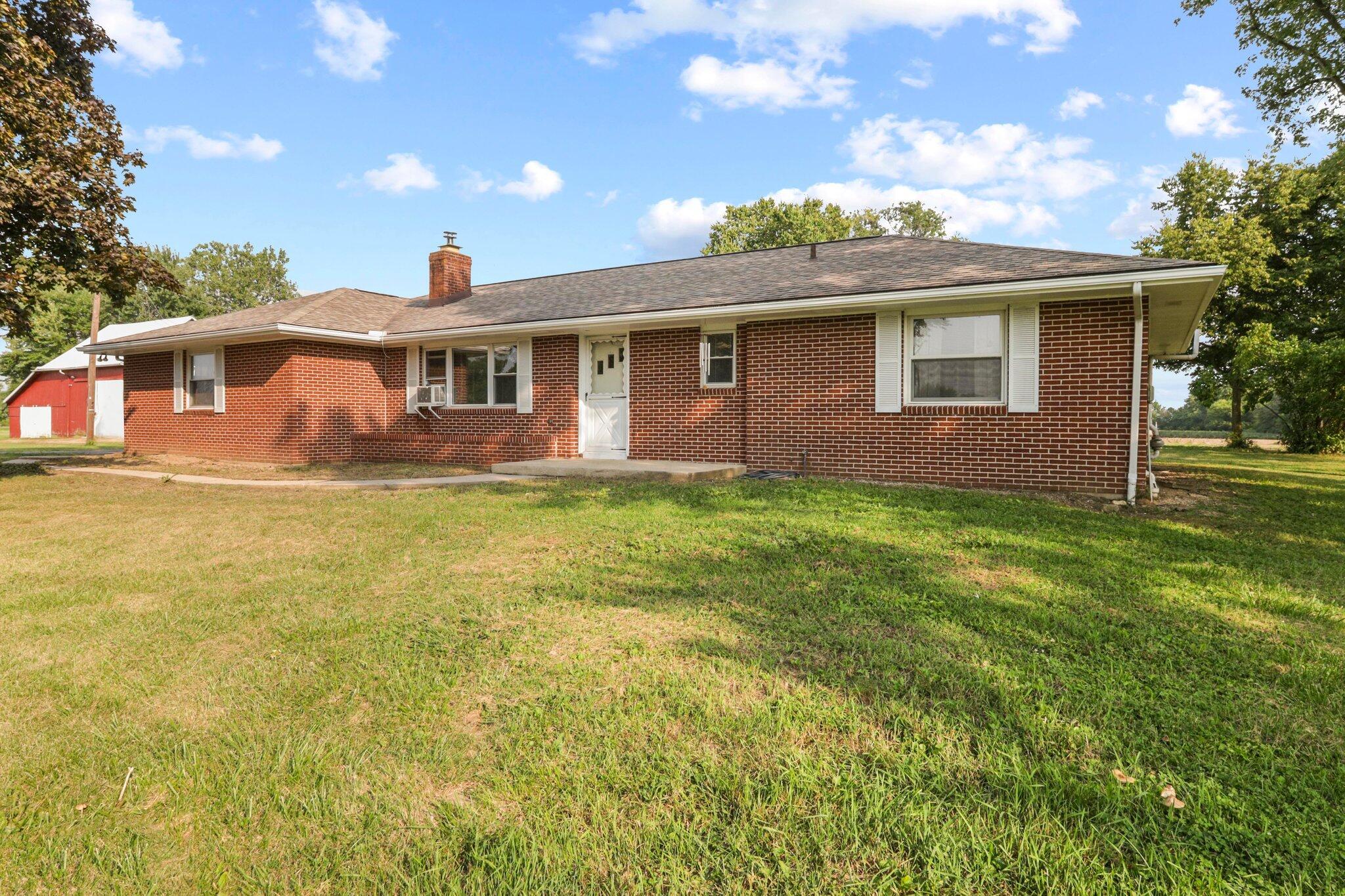 7941 Hayden Run Road Hilliard, OH 43026 - Photo 3 of 63 71-web-or-mls-IMG_2022_1 copy
