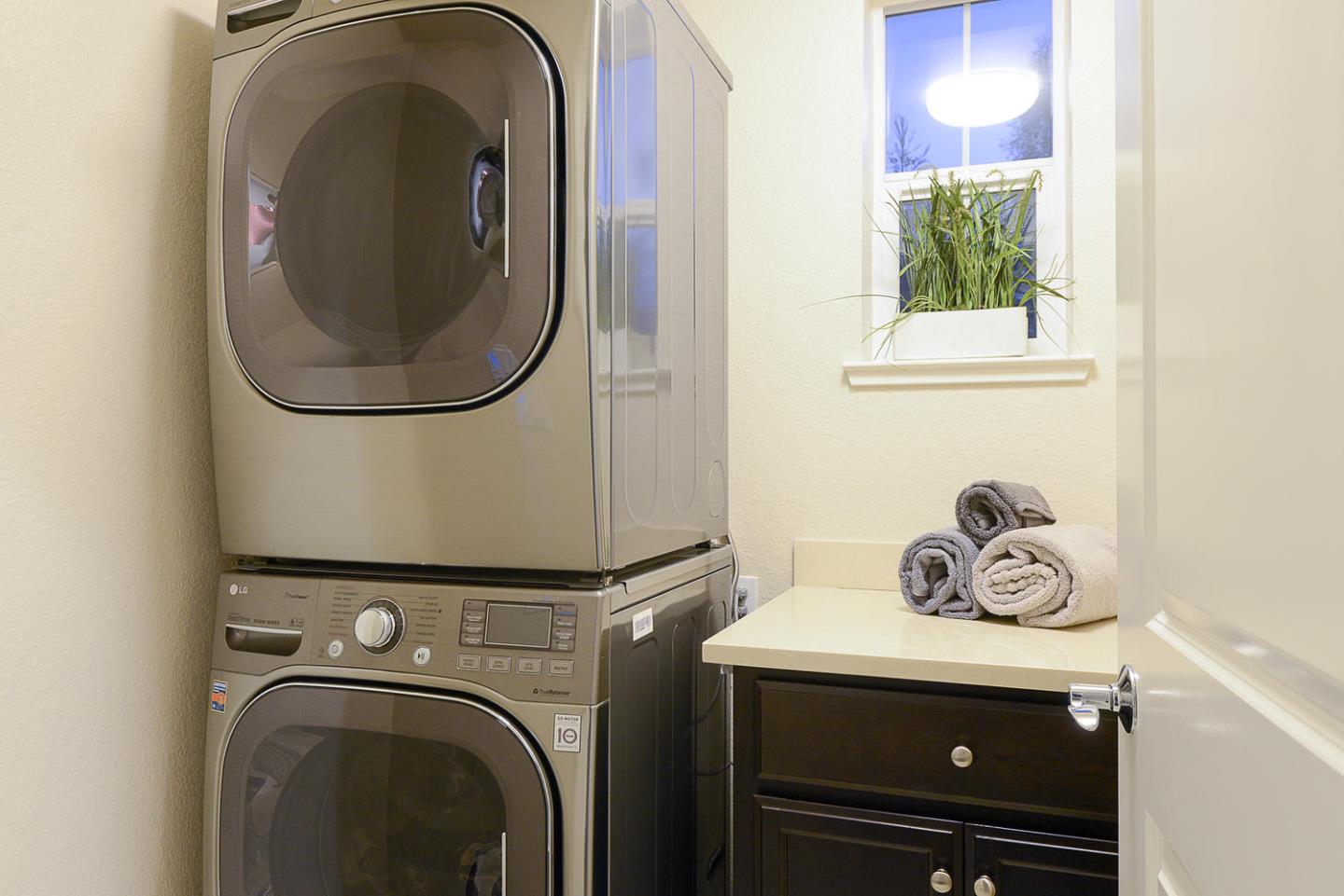 451 Magritte Way Mountain View, CA 94041 - Photo 15 of 19