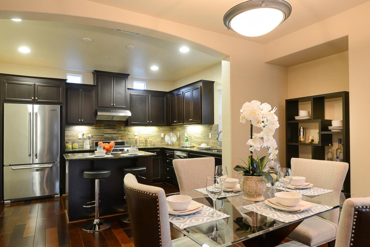 451 Magritte Way Mountain View, CA 94041 - Photo 5 of 19