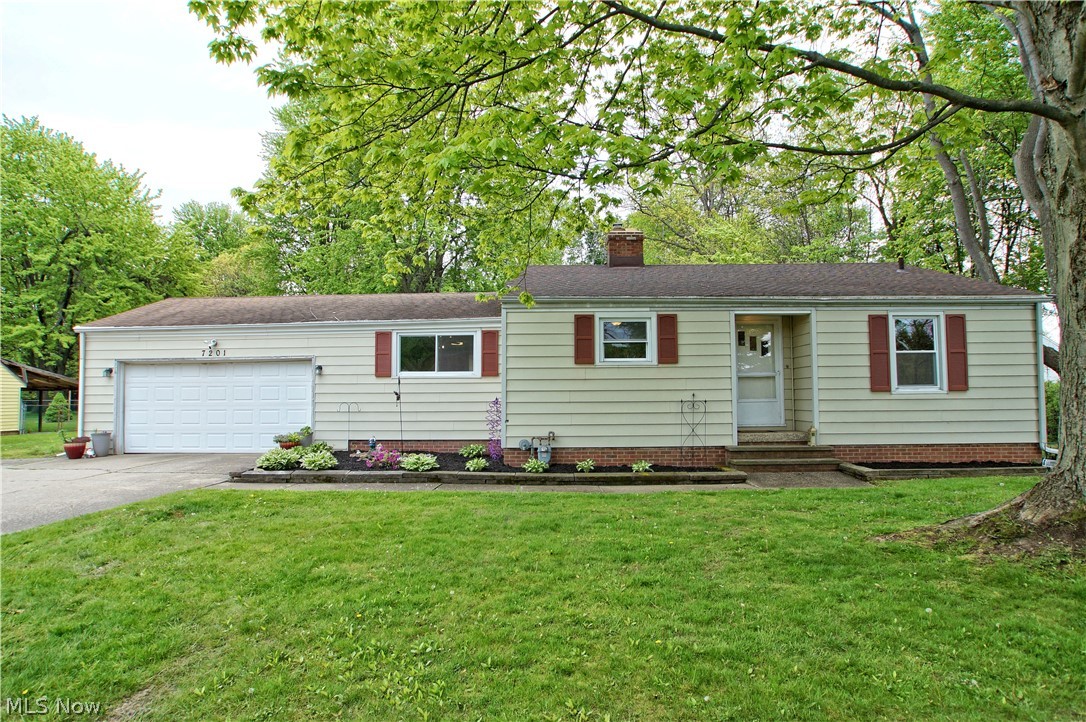 7201 Som Center Road Solon, OH 44139 - Photo 1 of 25 Gallery Image 1