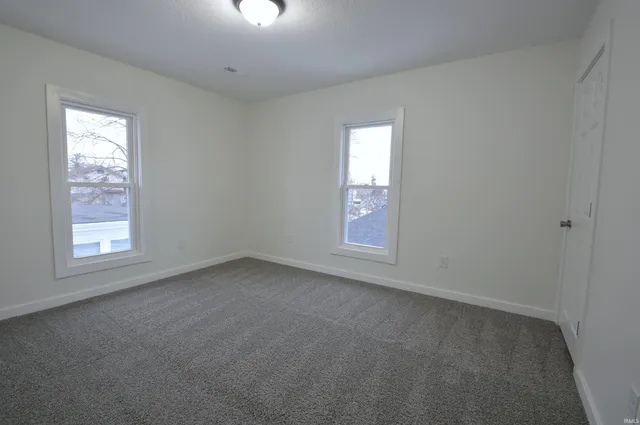 $215,000 | 925 Archer Avenue, Fort Wayne, IN 46808