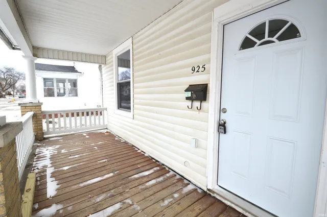 $215,000 | 925 Archer Avenue, Fort Wayne, IN 46808