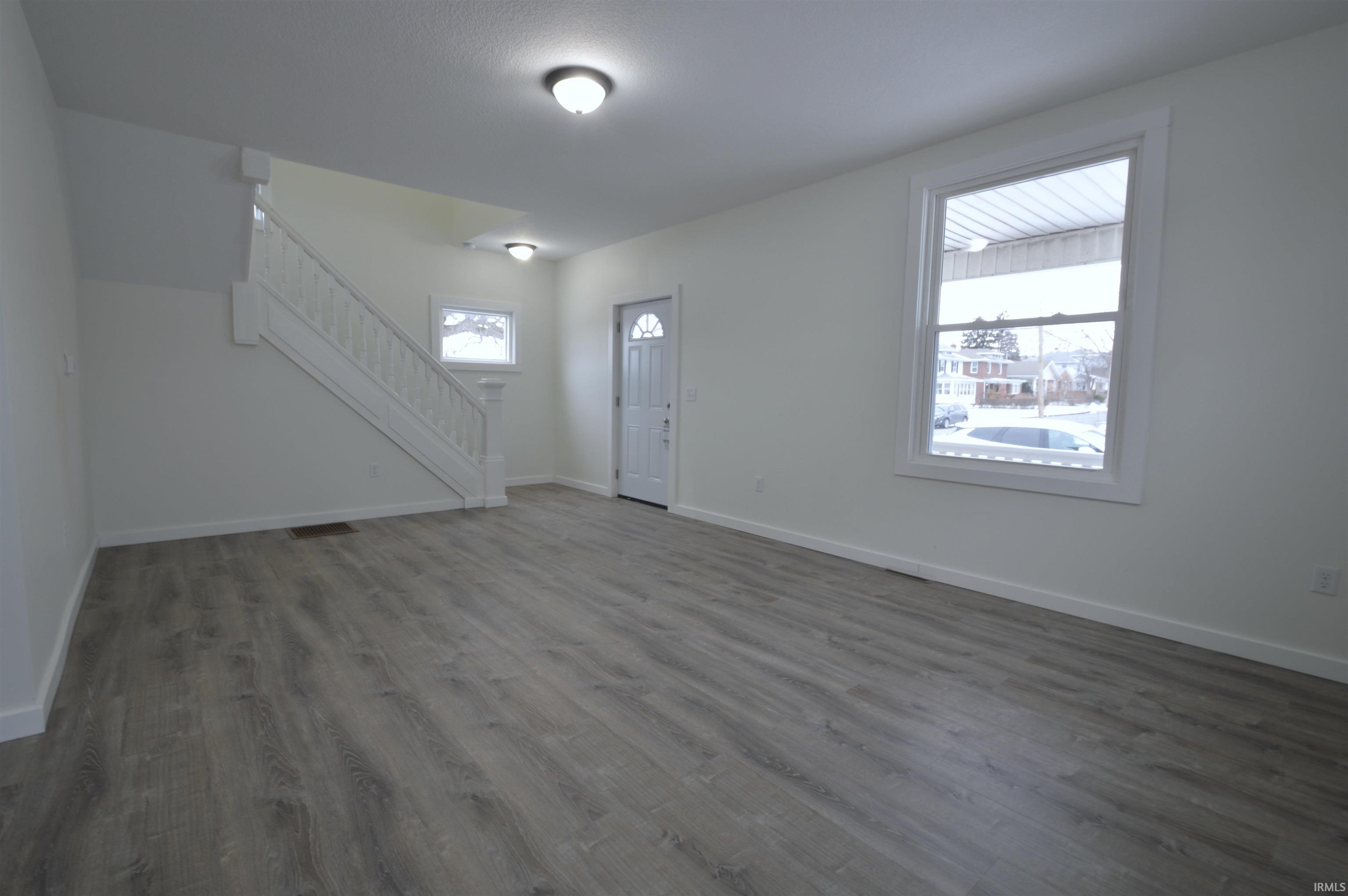 925 Archer Avenue Fort Wayne, IN 46808 - Photo 8 of 29