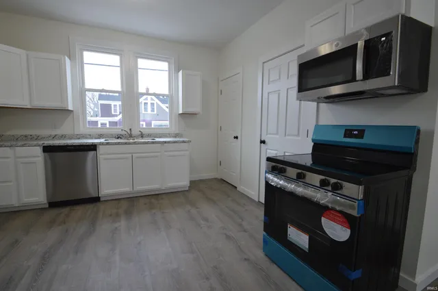 $215,000 | 925 Archer Avenue, Fort Wayne, IN 46808