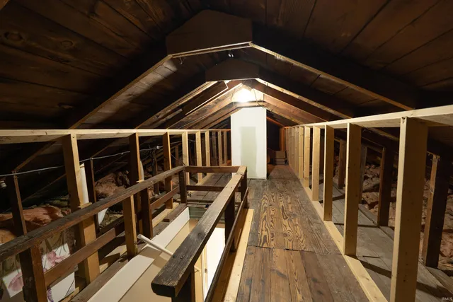 $194,900 | 301 Olive Street, Osceola, IN 46561