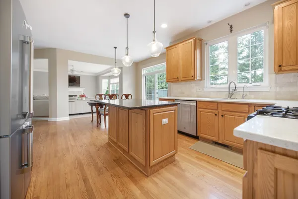 $515,000 | 52 Talcott Avenue, Crystal Lake, IL 60014