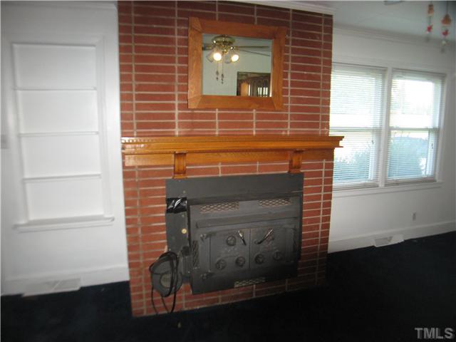 1626 Hamlin Road Durham, NC 27704 - Photo 12 of 25 Gallery Image 12