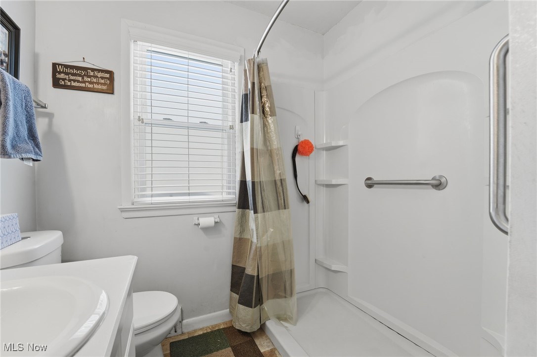 32118 Pendley Road Willowick, OH 44095 - Photo 12 of 34