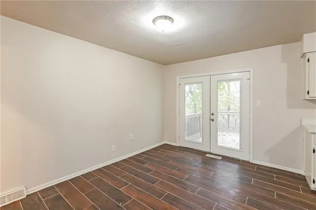 $2,225 | 930 Josela Court, Leavenworth, KS 66048