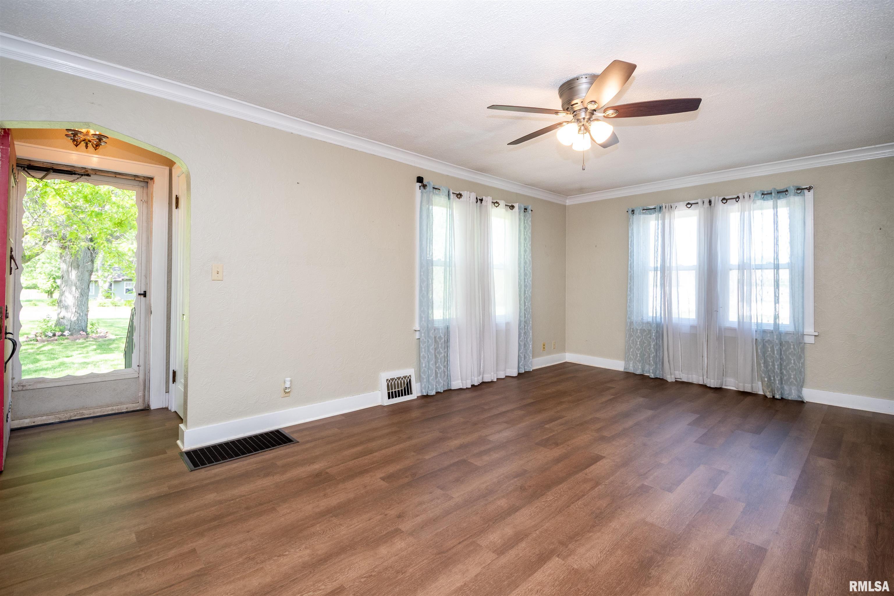 4800 West Middle Road Peoria, IL 61607 - Photo 11 of 48