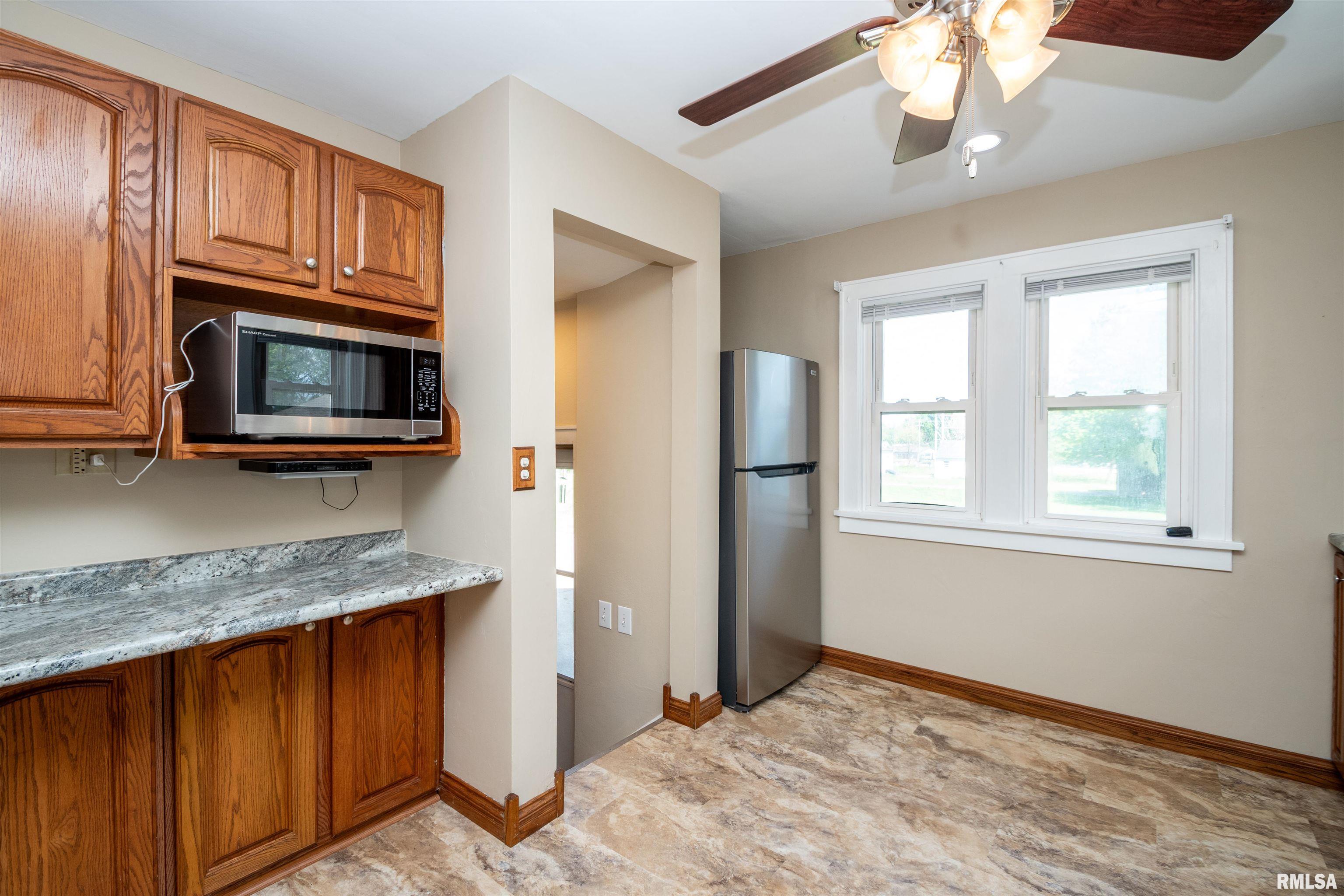 4800 West Middle Road Peoria, IL 61607 - Photo 21 of 48