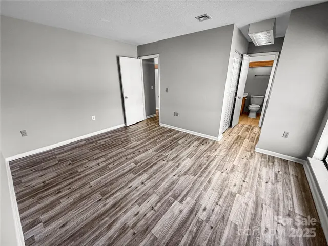 $128,900 | 4824 Spring Lake Drive, Unit E, Charlotte, NC 28212