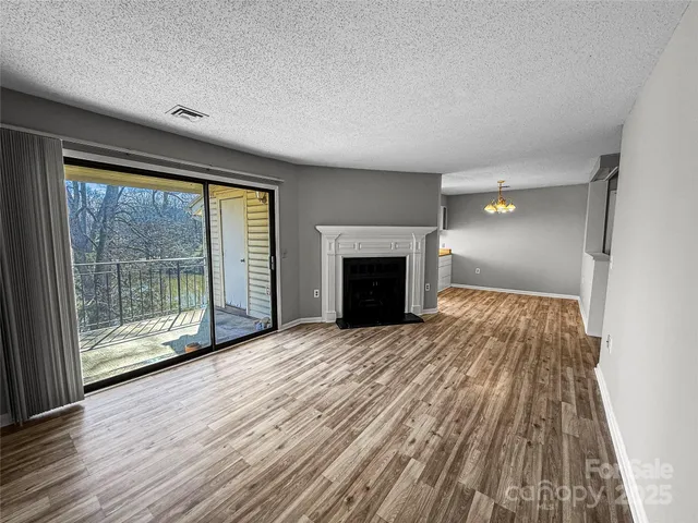 $128,900 | 4824 Spring Lake Drive, Unit E, Charlotte, NC 28212
