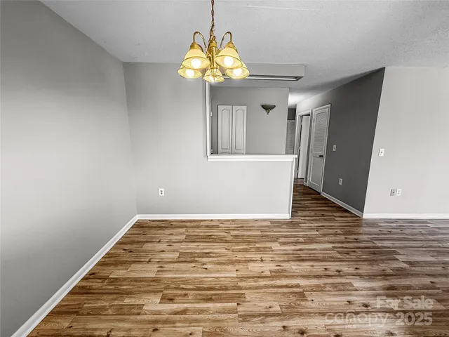 $128,900 | 4824 Spring Lake Drive, Unit E, Charlotte, NC 28212