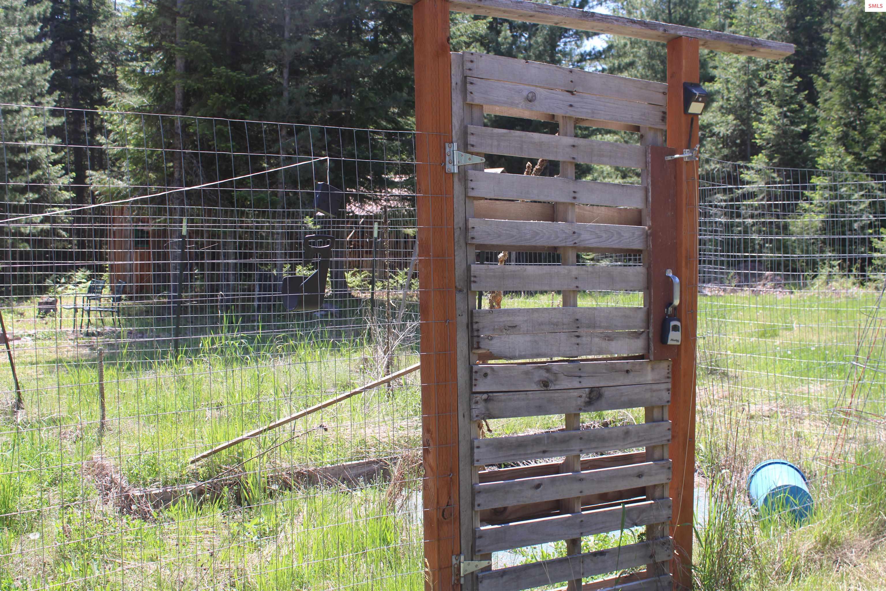 346 Old Range Road Clark Fork, ID 83811 - Photo 8 of 32