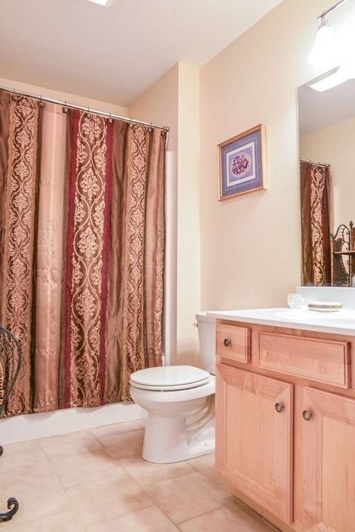 204 Russell Road, Unit H Westfield, MA 01085 - Photo 18 of 27 Gallery Image 18