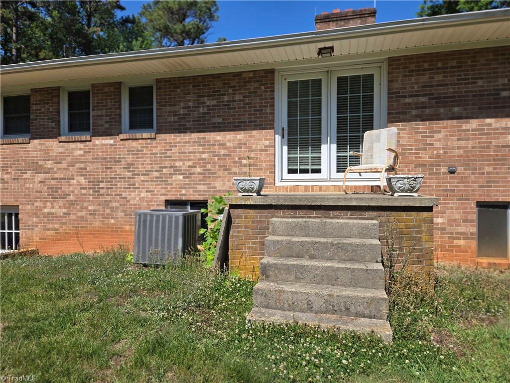 540 Johnson Road High Point, NC 27265 - Photo 19 of 21