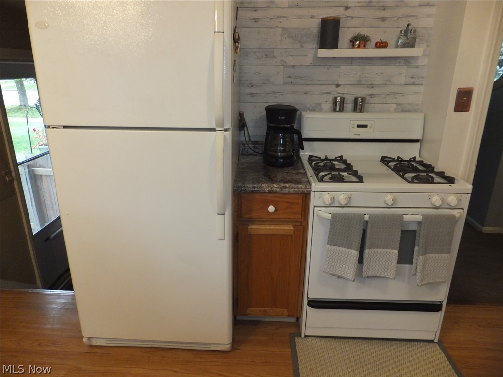 4620 Fulton Road Cleveland, OH 44144 - Photo 4 of 18 Gallery Image 4