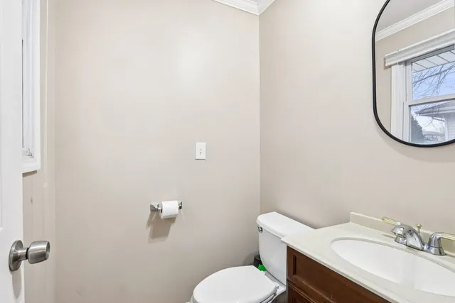 $339,999 | 641 Winthrop Avenue, Glendale Heights, IL 60139