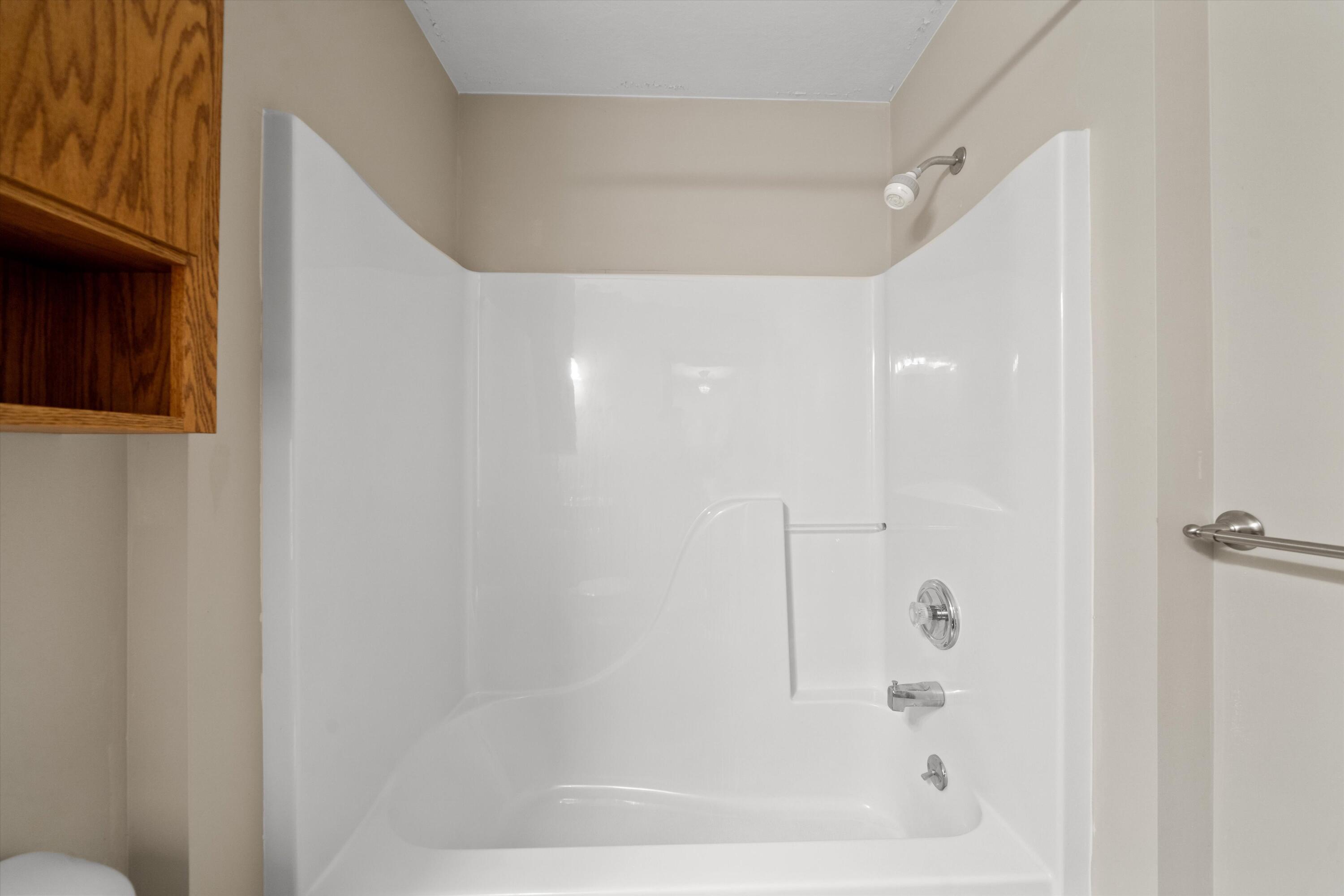 1510 Muehleisen Road Monroe, MI 48162 - Photo 15 of 67 28-DSC00743