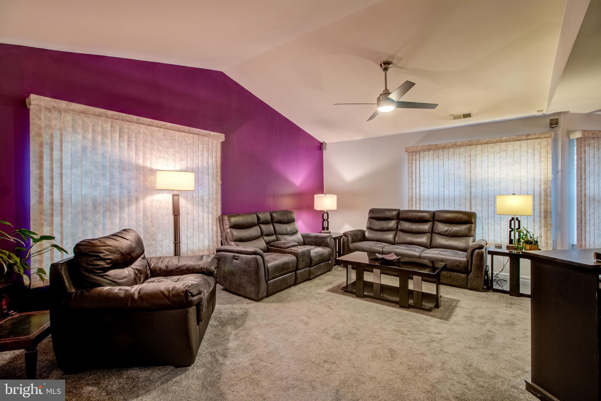19 Spruce Road Hightstown, NJ 08520 - Photo 3 of 15
