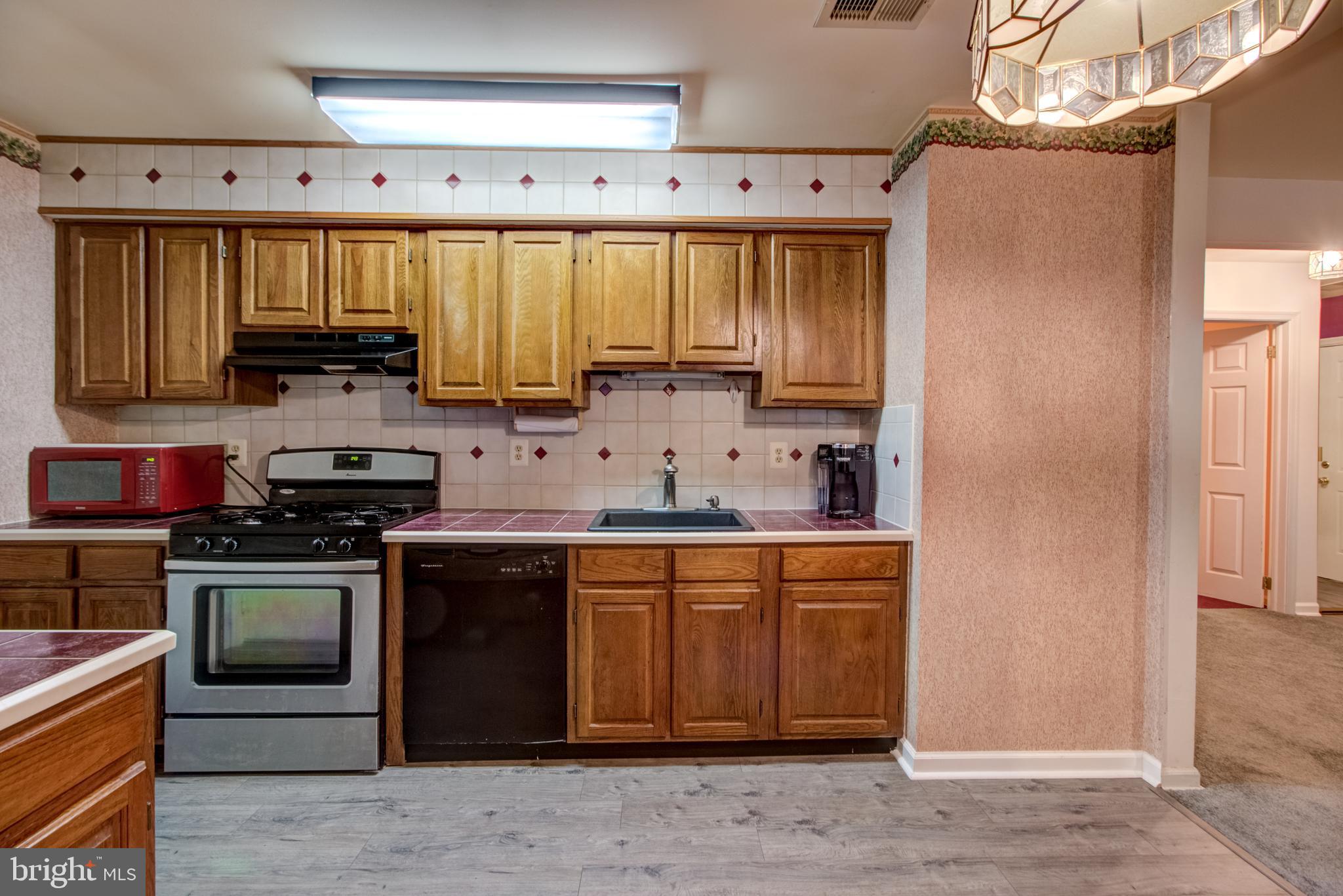 19 Spruce Road Hightstown, NJ 08520 - Photo 7 of 15