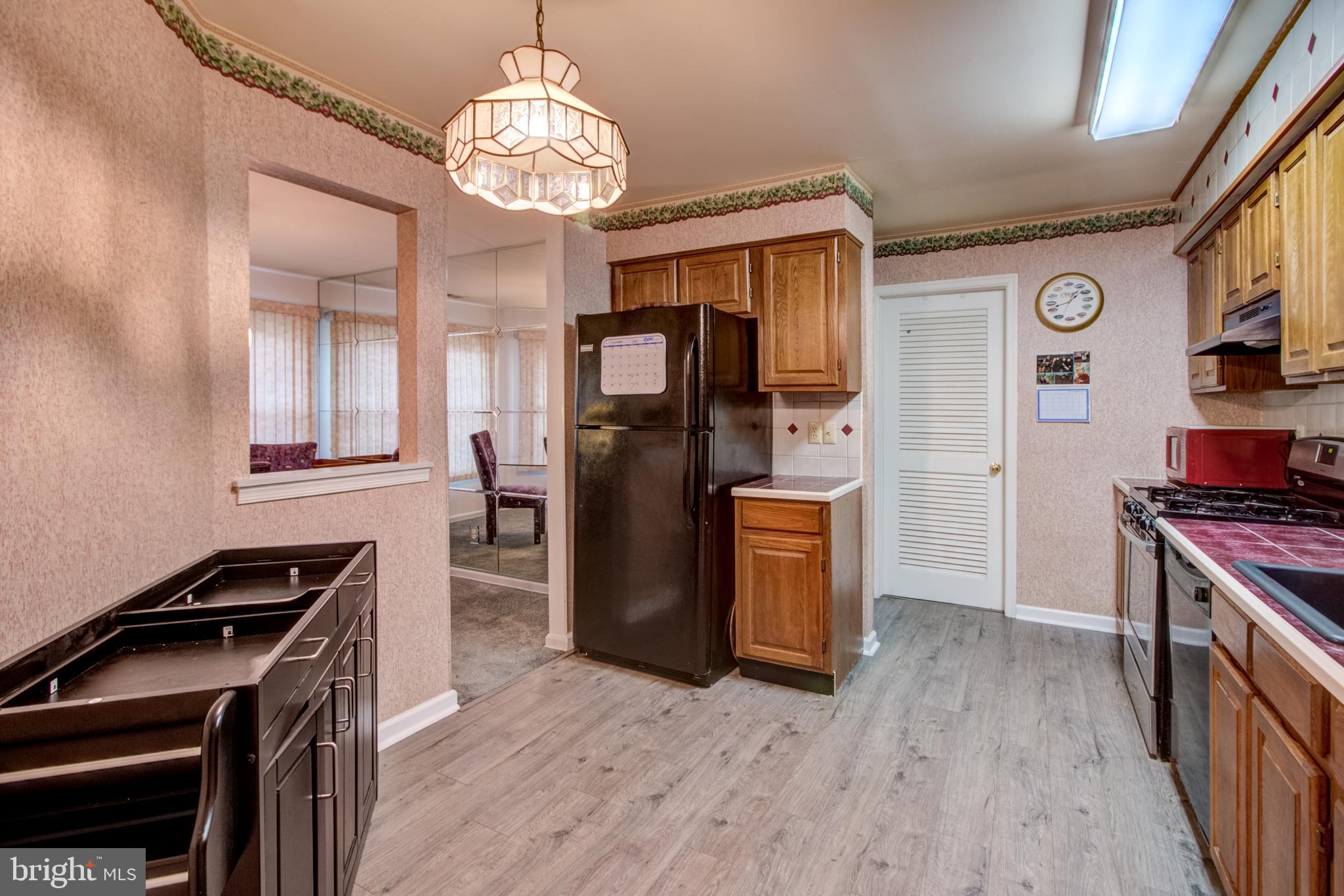 19 Spruce Road Hightstown, NJ 08520 - Photo 9 of 15