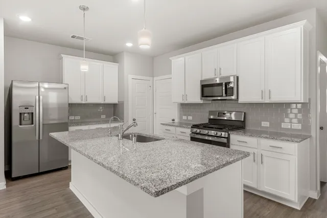 $2,600 | 21635 Coral Mist Drive, Cypress, TX 77433