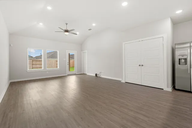 $2,600 | 21635 Coral Mist Drive, Cypress, TX 77433