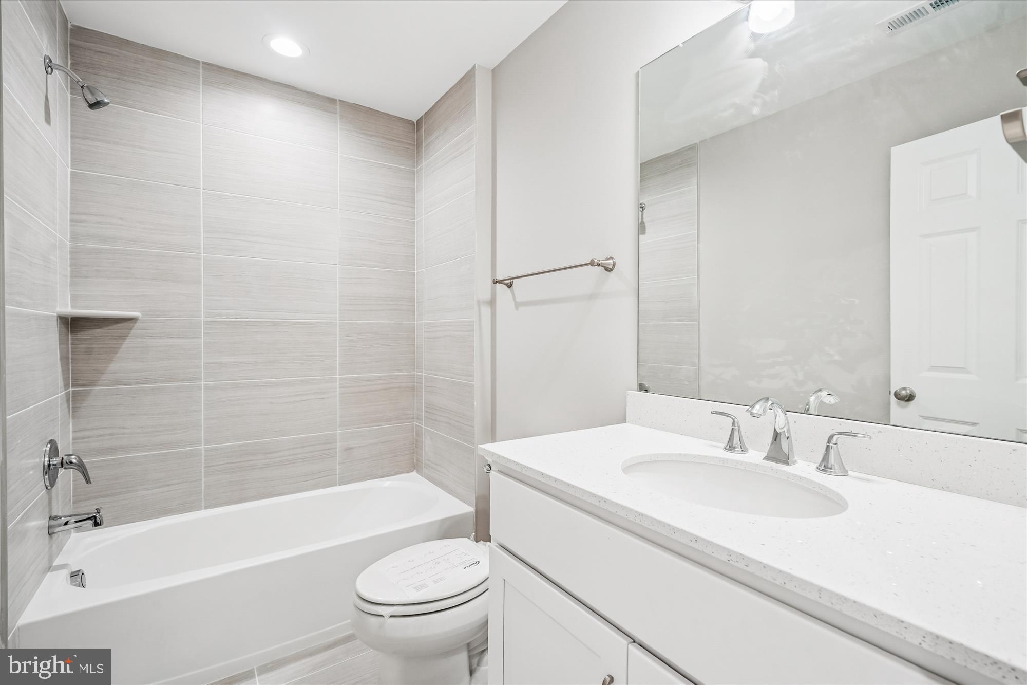 292 Colebrook Road Fredericksburg, VA 22405 - Photo 41 of 67 a bathroom with a sink a toilet and a bathtub