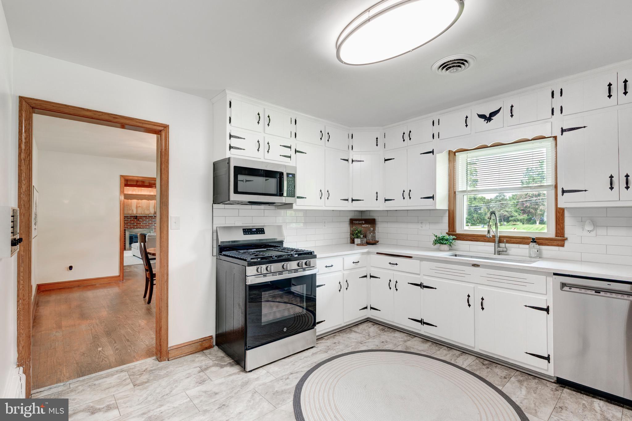 18017 Muncaster Road Derwood, MD 20855 - Photo 20 of 149 Gallery Image 20