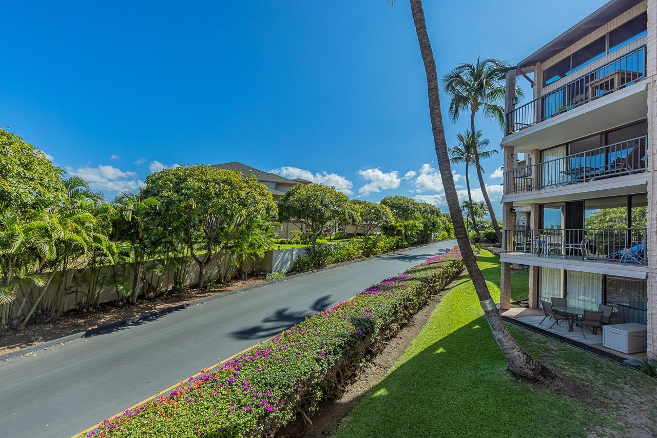 2387 South Kihei Road, Unit C204 Kihei, HI 96753 - Photo 3 of 44