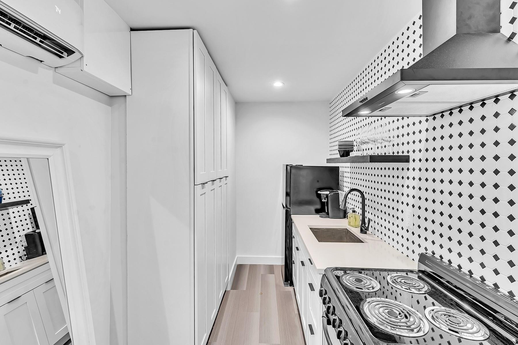 649 Northeast 16th Terrace Fort Lauderdale, FL 33304 - Photo 14 of 19 Kitchen with tons of storage