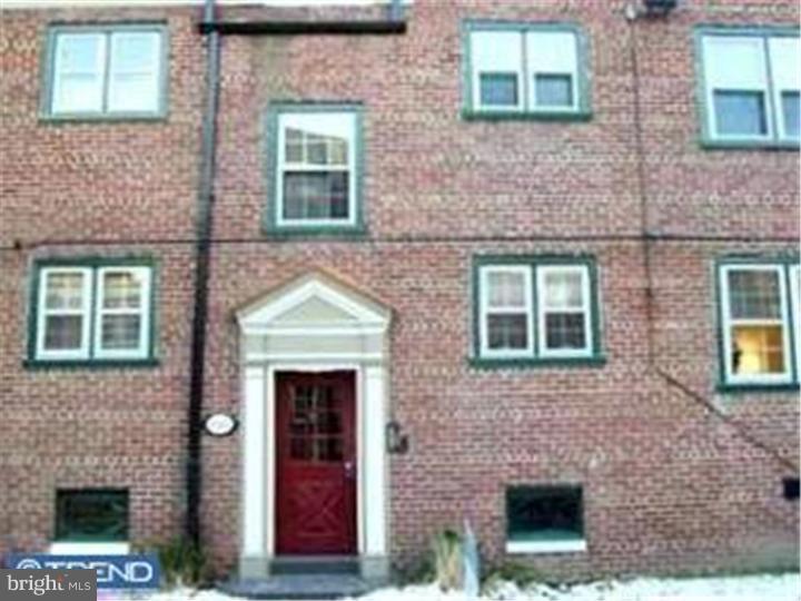 732 North Terrace, Unit D Philadelphia, PA 19123 - Photo 2 of 3