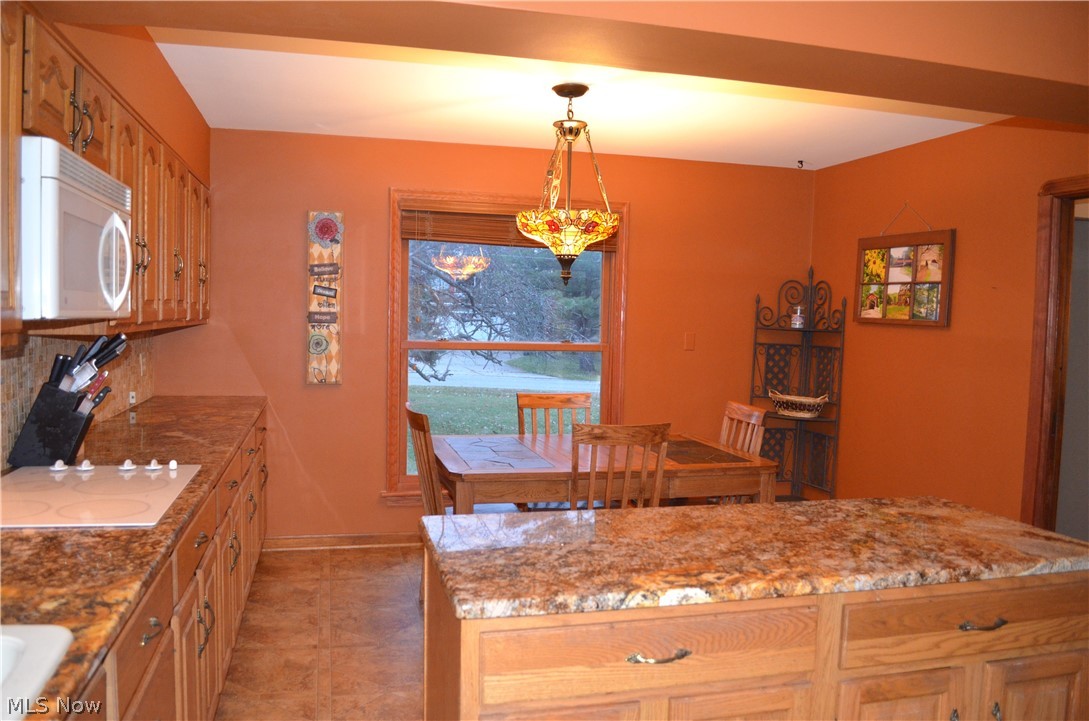319 Ridgeview Drive Independence, OH 44131 - Photo 4 of 25