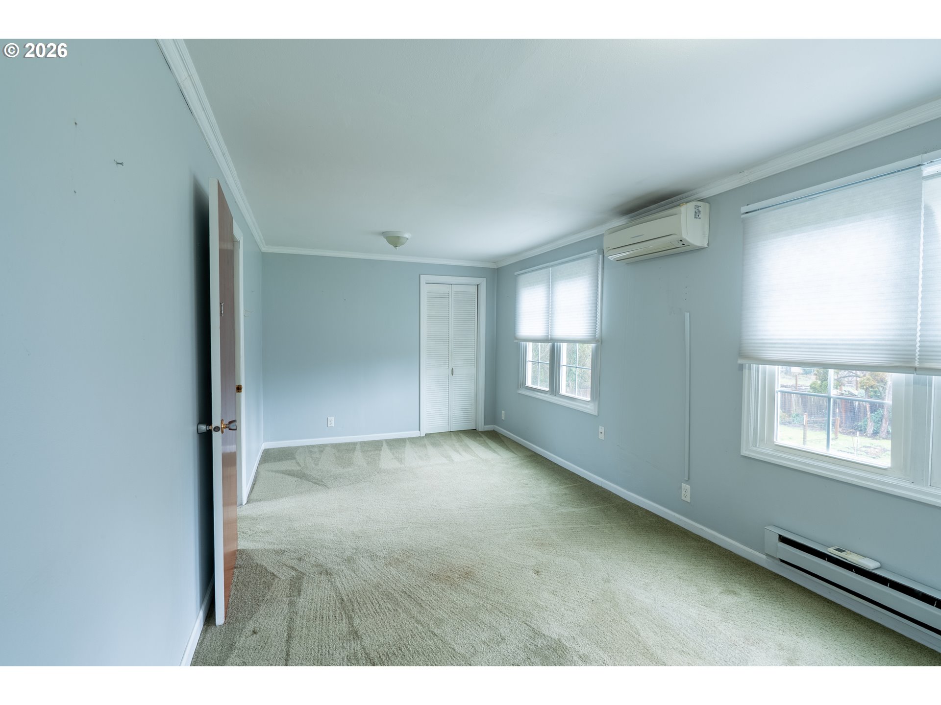 825 Filbert Avenue Eugene, OR 97404 - Photo 22 of 35 a view of an empty room with a window