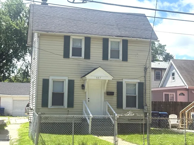 $235,000 | 557 West Water Street, Waukegan, IL 60085