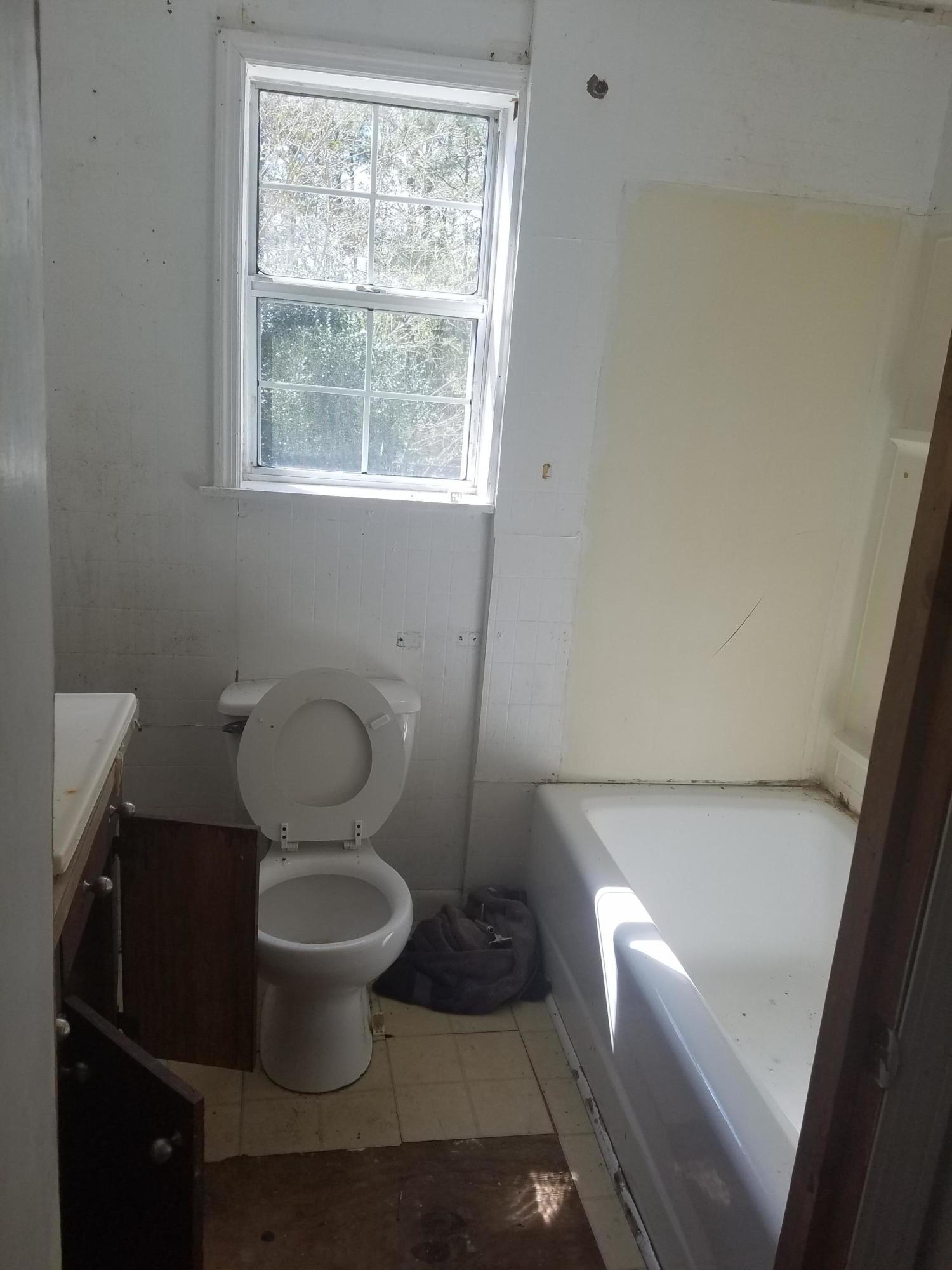 2765 Rifle Range Road Mount Pleasant, SC 29466 - Photo 10 of 10 2765 rifle range bathroom