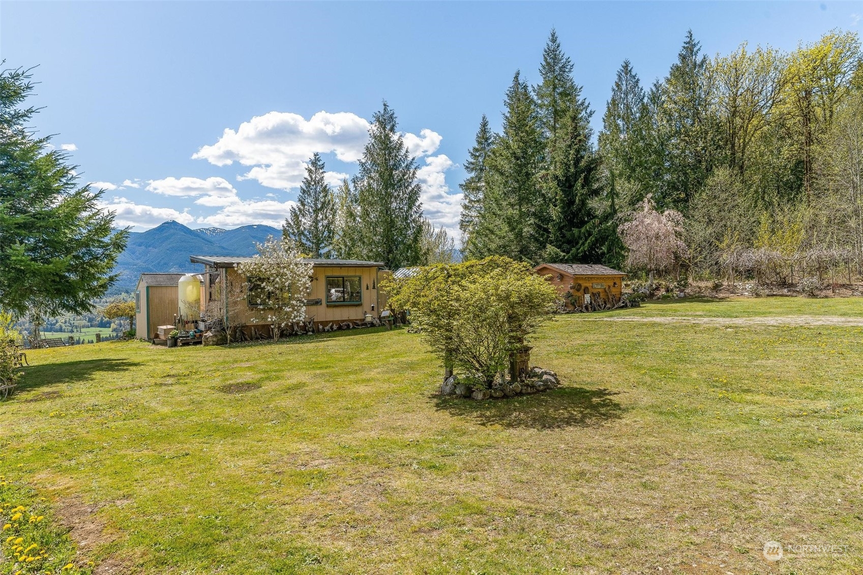 7213 Lake Shannon Road Concrete, WA 98237 - Photo 9 of 28 Gallery Image 9