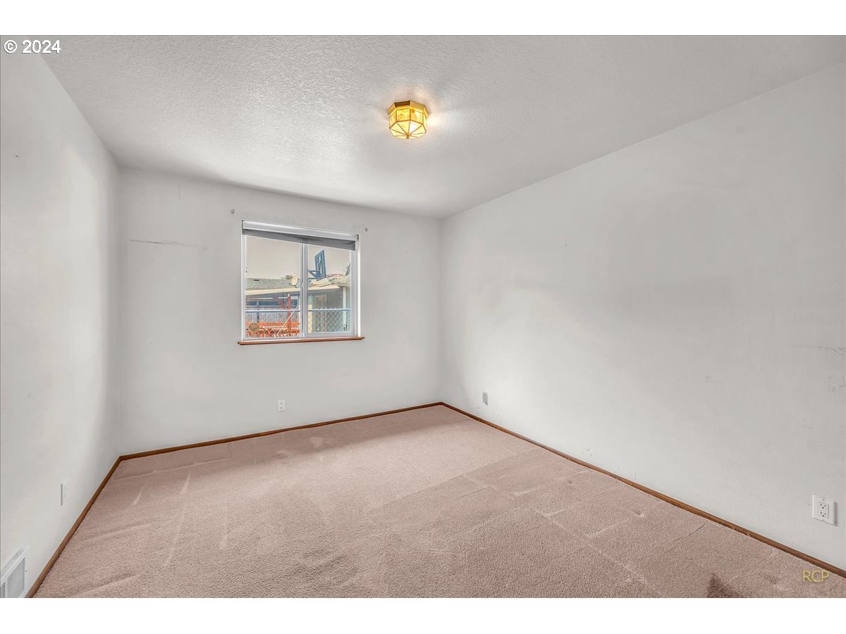 705 F Street Independence, OR 97351 - Photo 12 of 39 Gallery Image 12